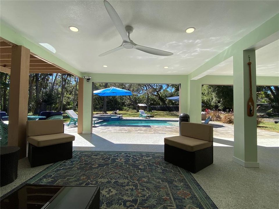 Activo con contrato: $495,000 (3 camas, 2 baños, 1470 Pies cuadrados)