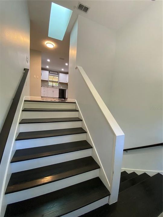 Activo con contrato: $495,000 (3 camas, 2 baños, 1470 Pies cuadrados)