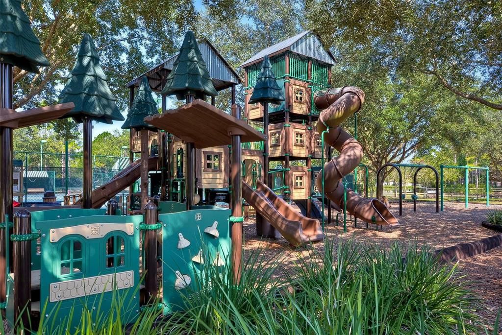 En Venta: $414,900 (4 camas, 2 baños, 1941 Pies cuadrados)