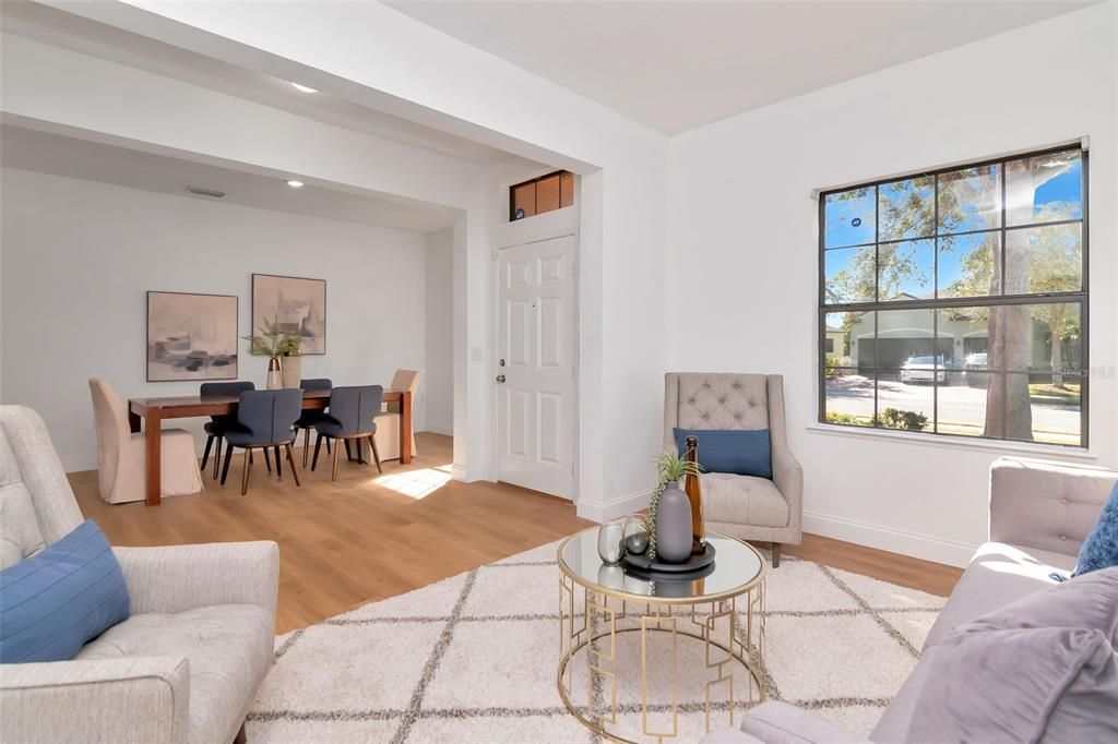 Activo con contrato: $360,000 (4 camas, 3 baños, 2416 Pies cuadrados)