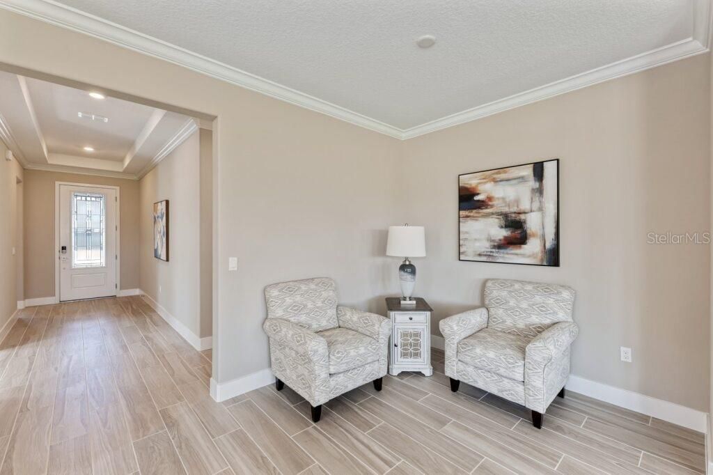 For Sale: $449,990 (2 beds, 2 baths, 2056 Square Feet)