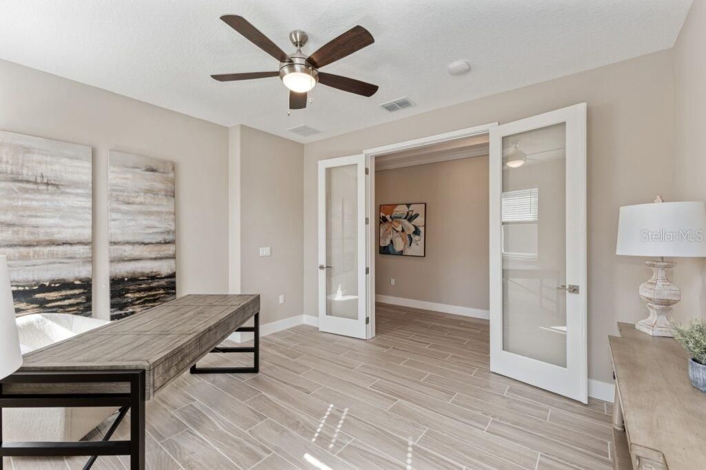 For Sale: $449,990 (2 beds, 2 baths, 2056 Square Feet)