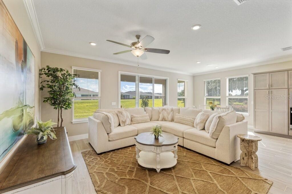 For Sale: $449,990 (2 beds, 2 baths, 2056 Square Feet)