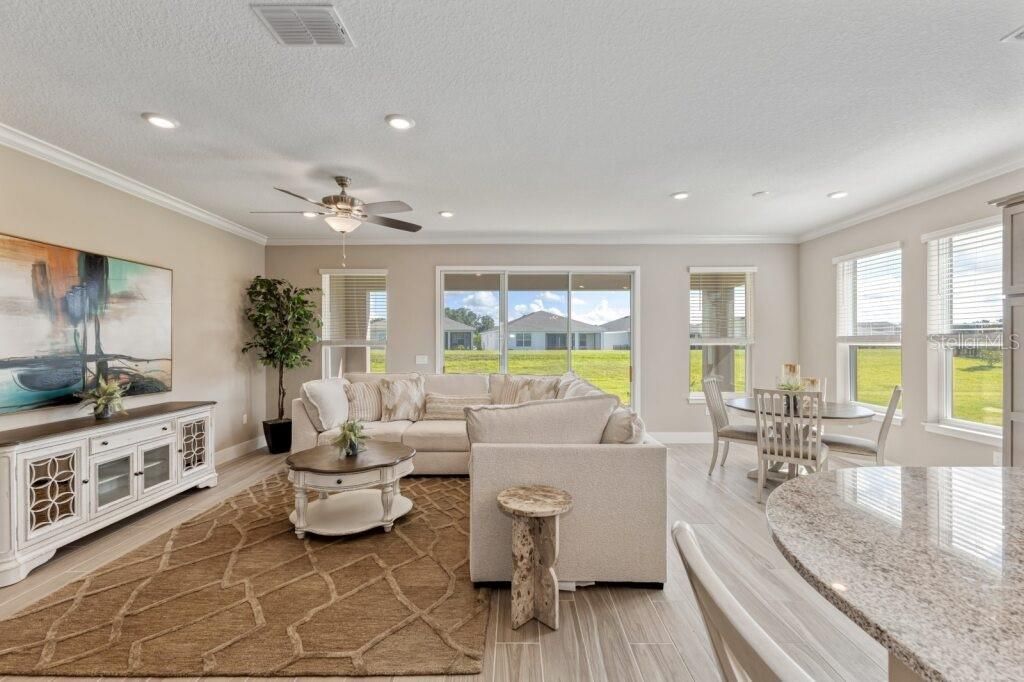 For Sale: $449,990 (2 beds, 2 baths, 2056 Square Feet)