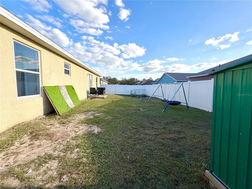 待售: $250,000 (4 贝兹, 2 浴室, 1736 平方英尺)