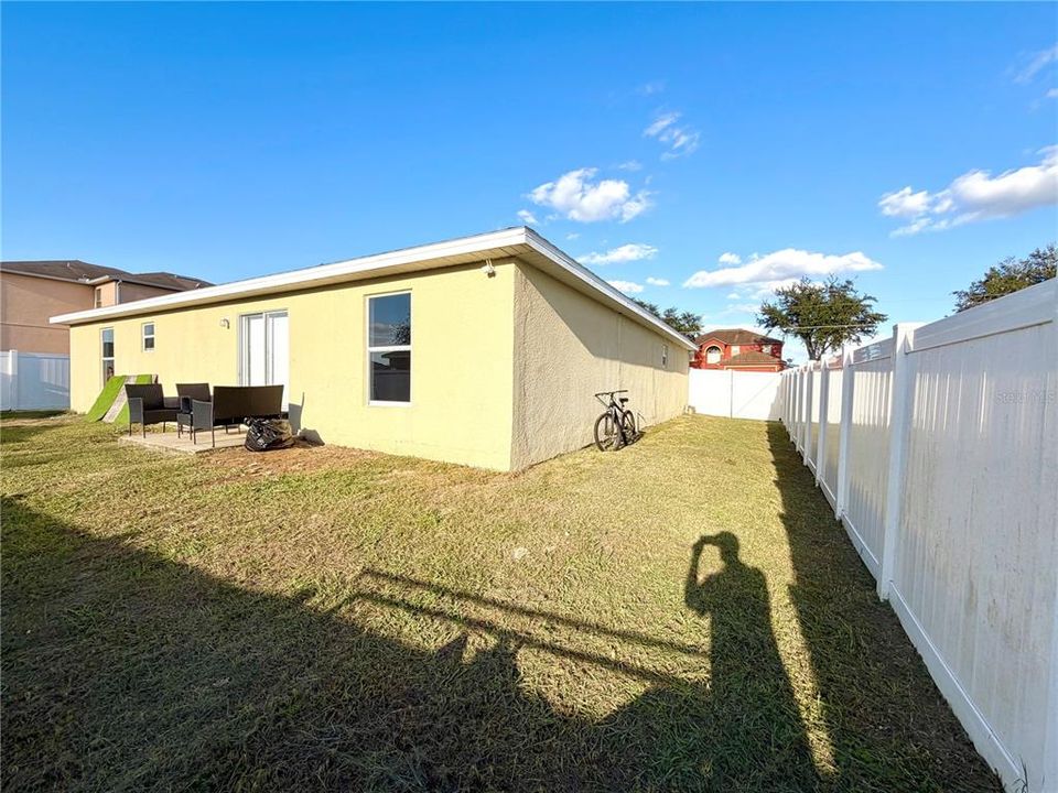 待售: $250,000 (4 贝兹, 2 浴室, 1736 平方英尺)