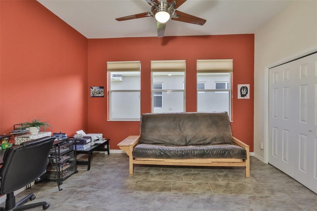 For Sale: $275,000 (3 beds, 2 baths, 1630 Square Feet)