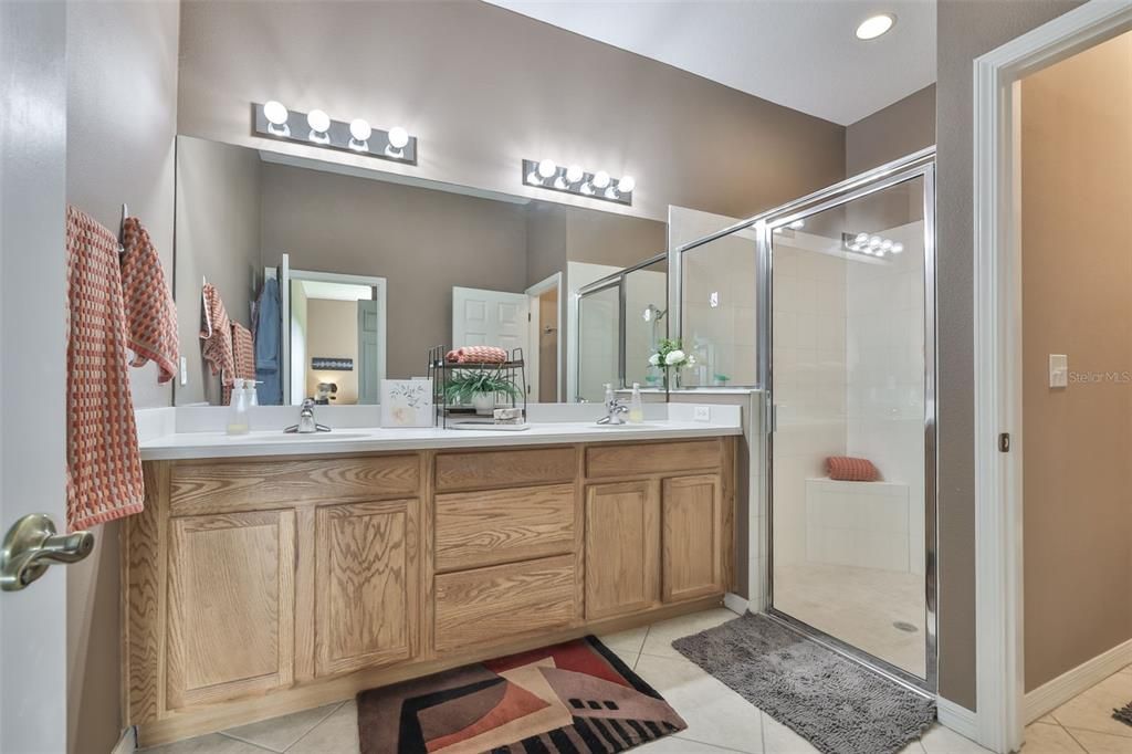 For Sale: $275,000 (3 beds, 2 baths, 1630 Square Feet)