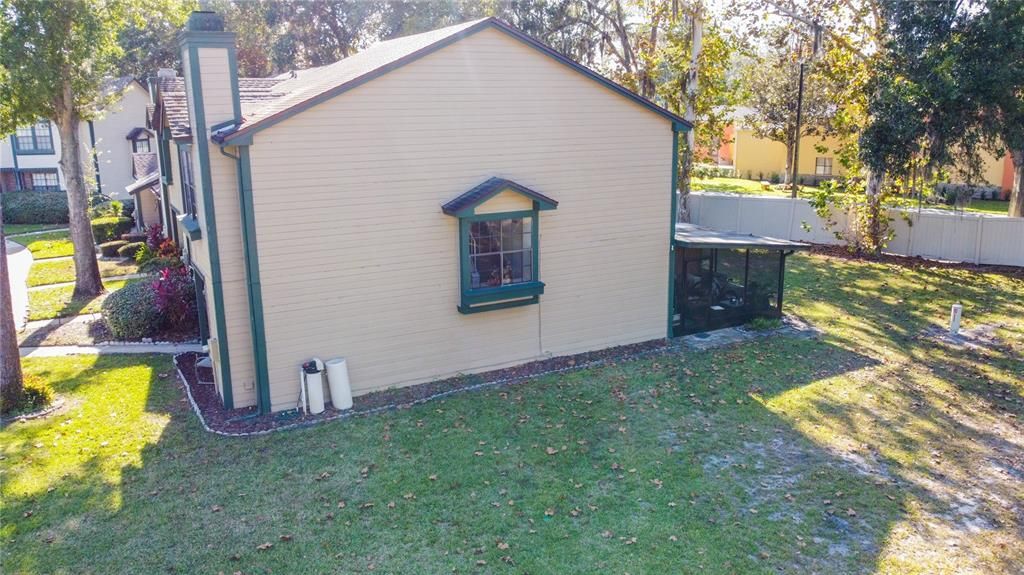 待售: $275,000 (3 贝兹, 2 浴室, 1329 平方英尺)