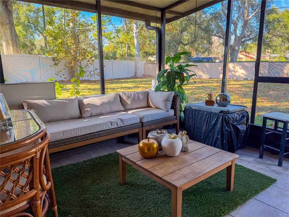 待售: $275,000 (3 贝兹, 2 浴室, 1329 平方英尺)