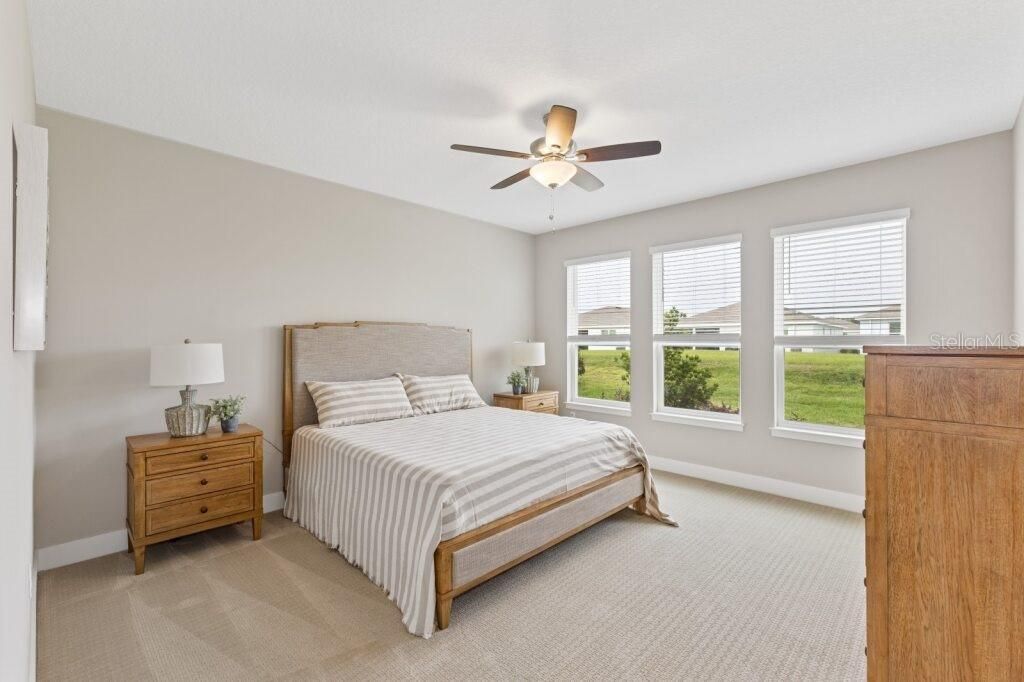 For Sale: $439,990 (2 beds, 2 baths, 2056 Square Feet)