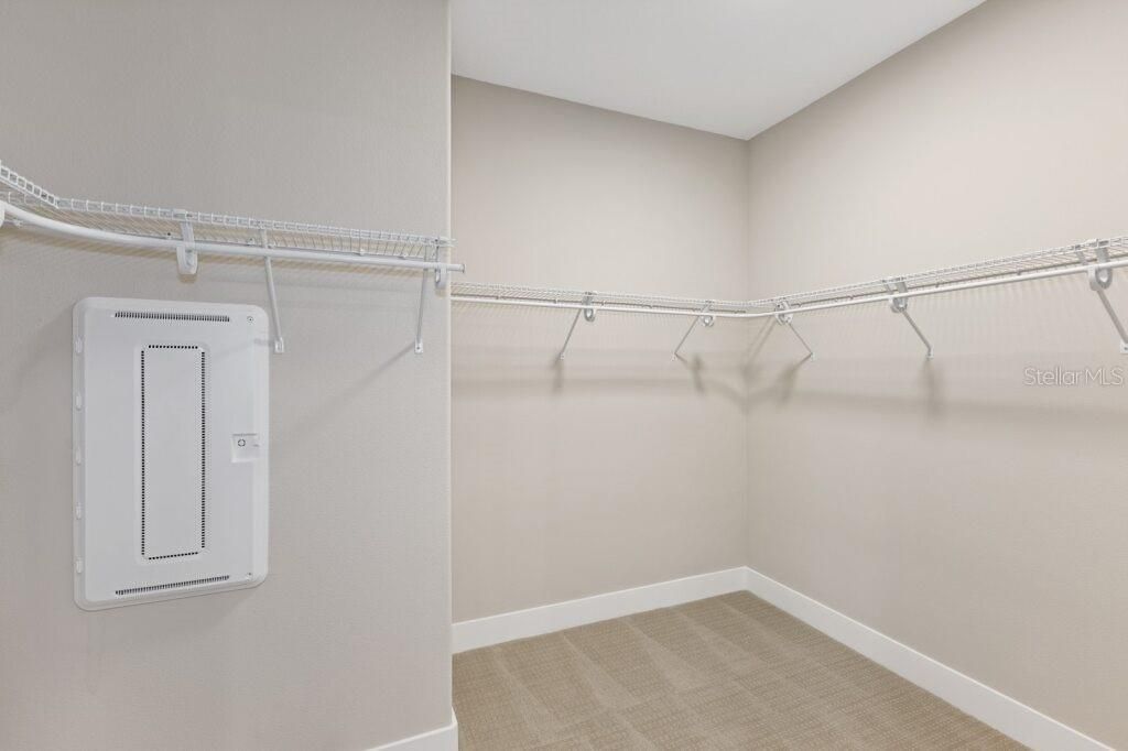 For Sale: $439,990 (2 beds, 2 baths, 2056 Square Feet)