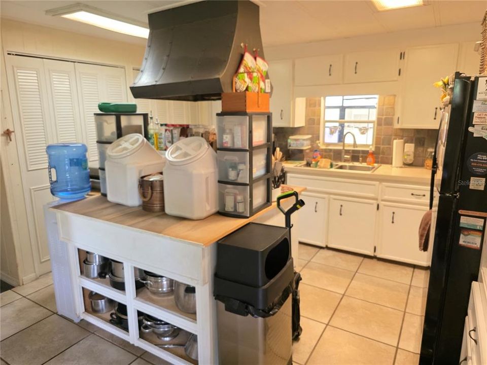 待售: $199,900 (3 贝兹, 2 浴室, 1342 平方英尺)