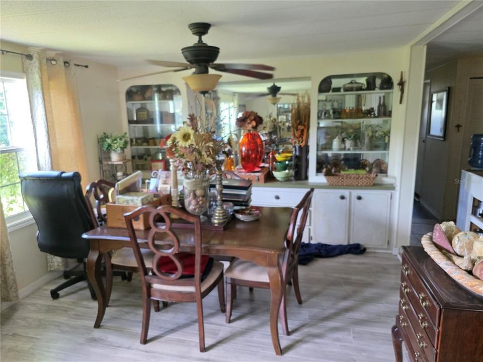 待售: $199,900 (3 贝兹, 2 浴室, 1342 平方英尺)