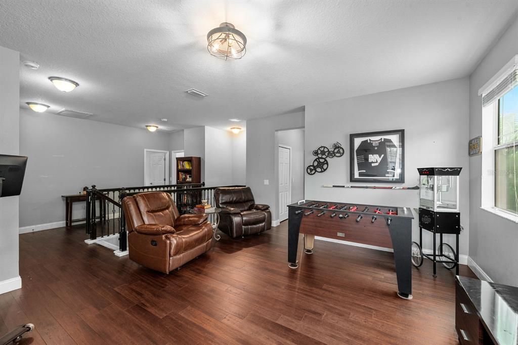 待售: $739,990 (4 贝兹, 3 浴室, 3295 平方英尺)