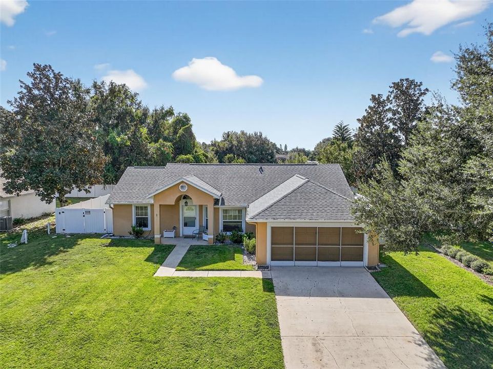 Active With Contract: $375,000 (3 beds, 2 baths, 1394 Square Feet)