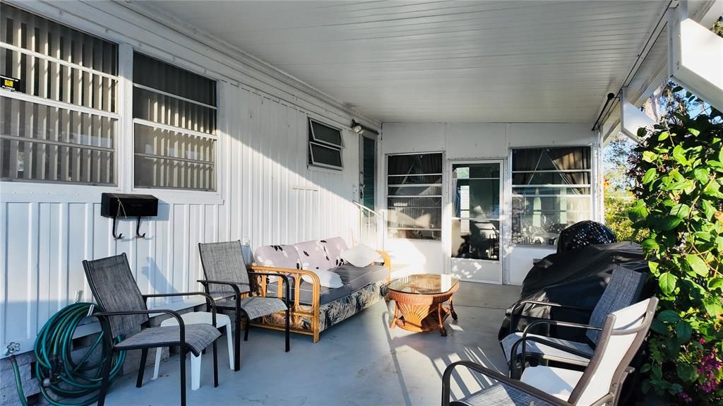 For Sale: $95,000 (2 beds, 2 baths, 1118 Square Feet)