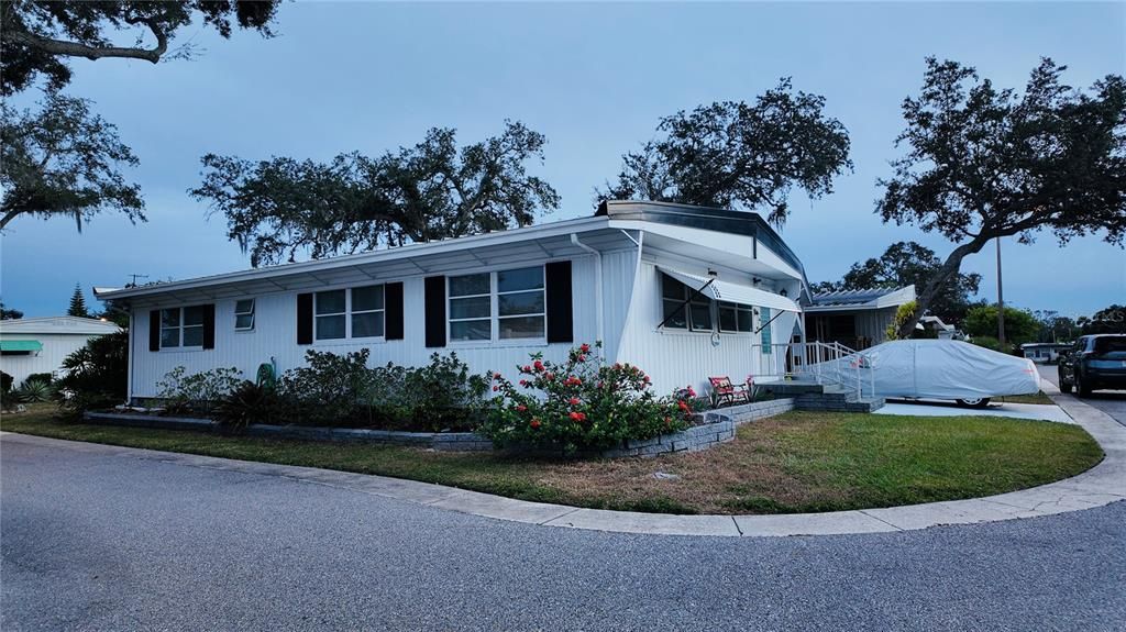 待售: $95,000 (2 贝兹, 2 浴室, 1118 平方英尺)