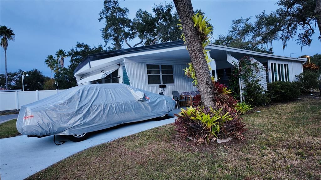 待售: $95,000 (2 贝兹, 2 浴室, 1118 平方英尺)