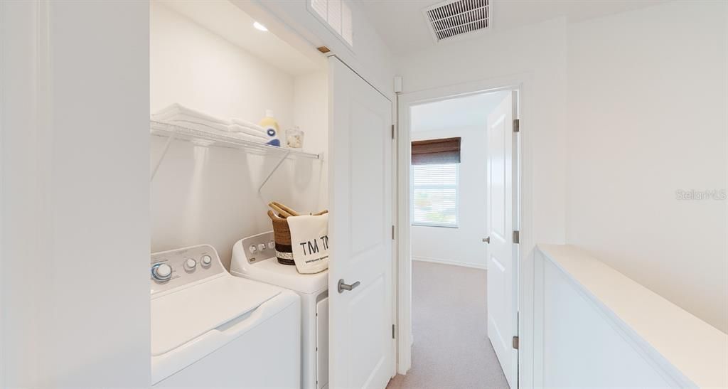 For Rent: $1,600 (2 beds, 2 baths, 1255 Square Feet)