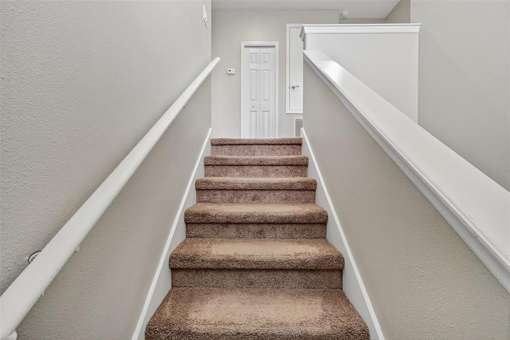 En Venta: $499,900 (5 camas, 3 baños, 2853 Pies cuadrados)