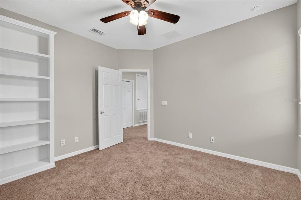 En Venta: $499,900 (5 camas, 3 baños, 2853 Pies cuadrados)