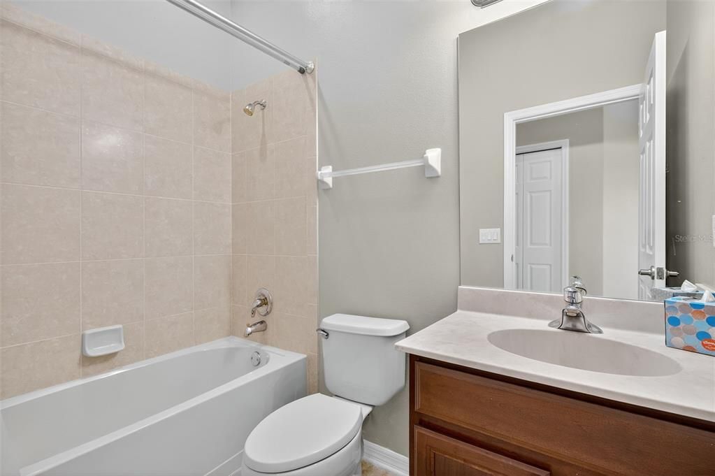 En Venta: $499,900 (5 camas, 3 baños, 2853 Pies cuadrados)