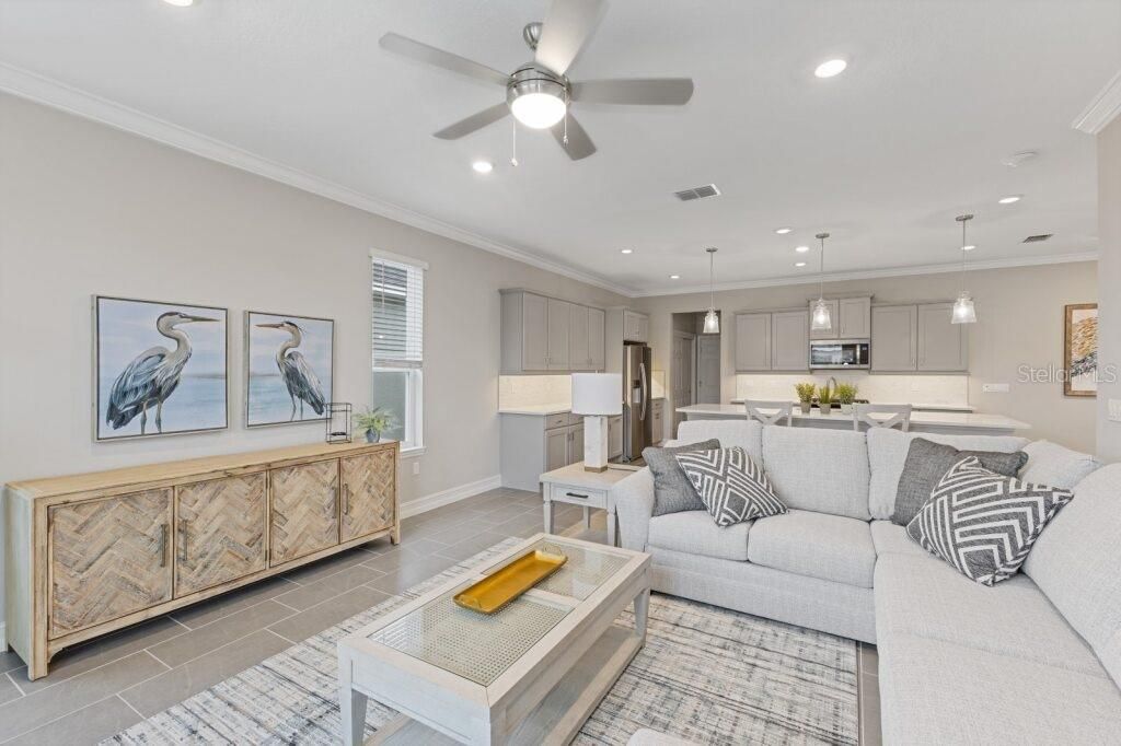 Activo con contrato: $420,990 (3 camas, 2 baños, 2023 Pies cuadrados)