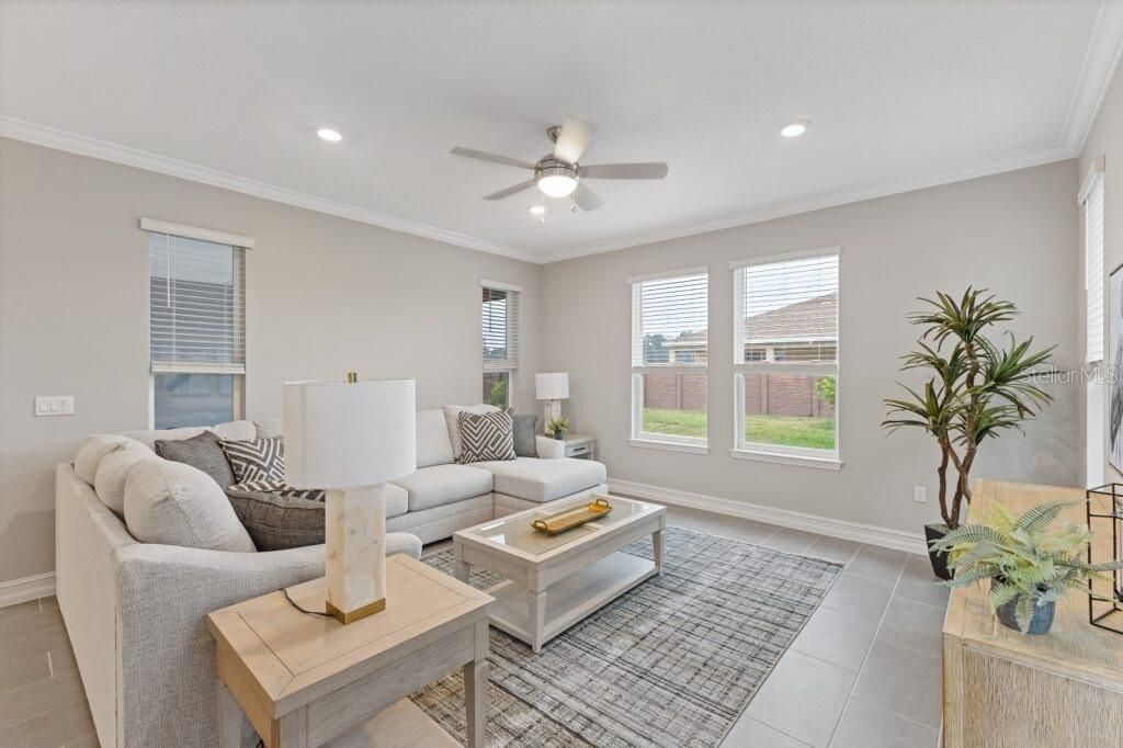 Activo con contrato: $420,990 (3 camas, 2 baños, 2023 Pies cuadrados)