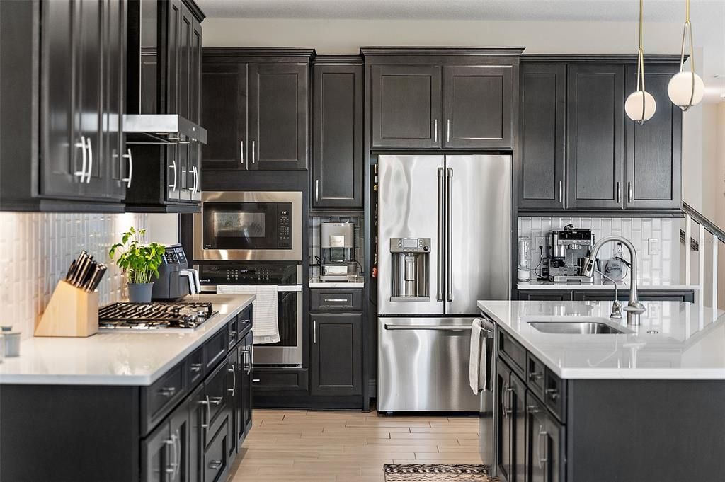 En Venta: $665,000 (5 camas, 3 baños, 3410 Pies cuadrados)