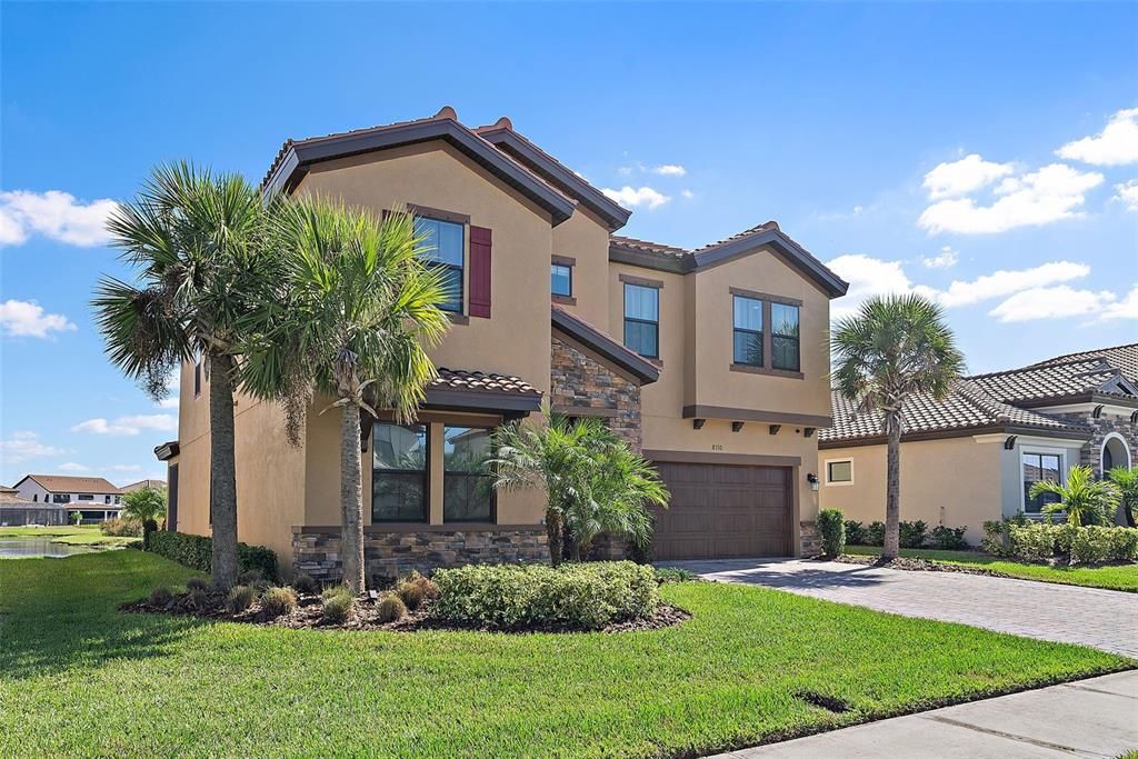 En Venta: $665,000 (5 camas, 3 baños, 3410 Pies cuadrados)