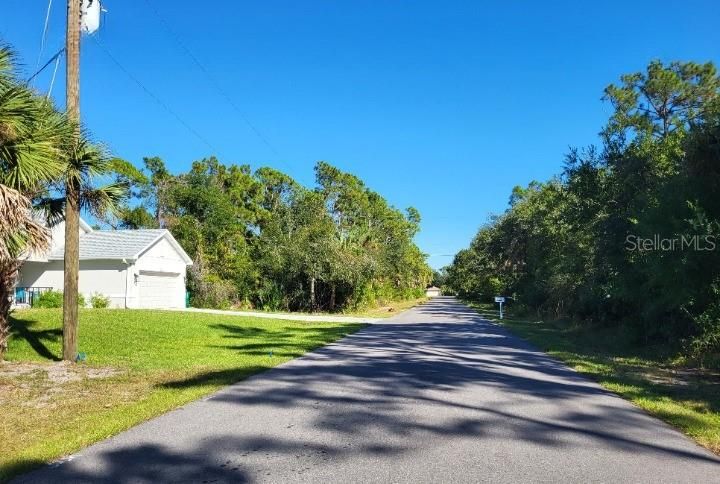 На продажу: $12,500 (0.23 acres)