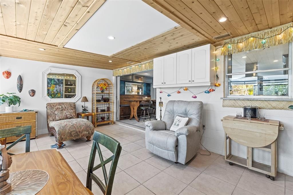 For Sale: $449,900 (3 beds, 2 baths, 1356 Square Feet)