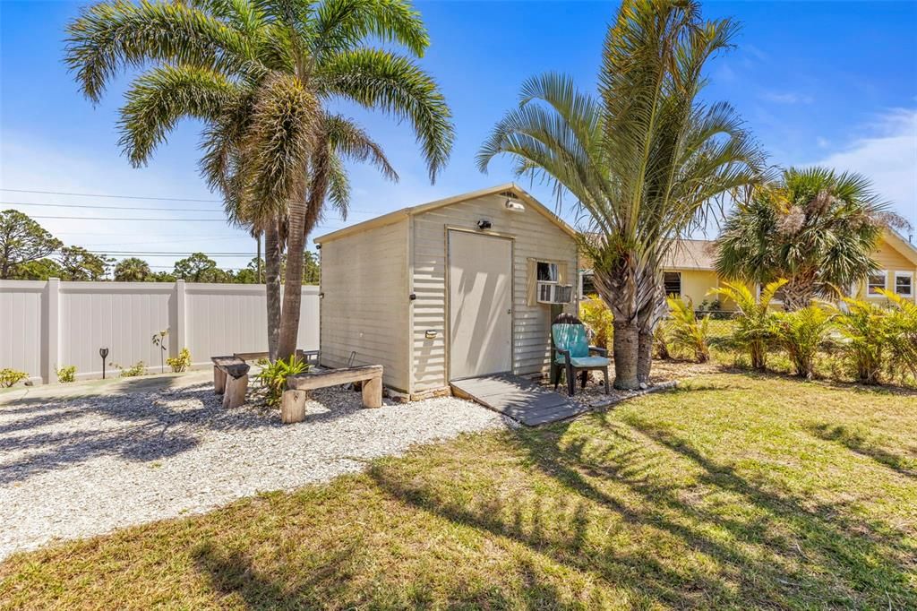 For Sale: $449,900 (3 beds, 2 baths, 1356 Square Feet)