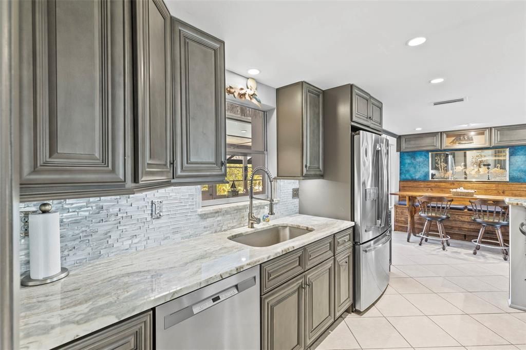 For Sale: $449,900 (3 beds, 2 baths, 1356 Square Feet)