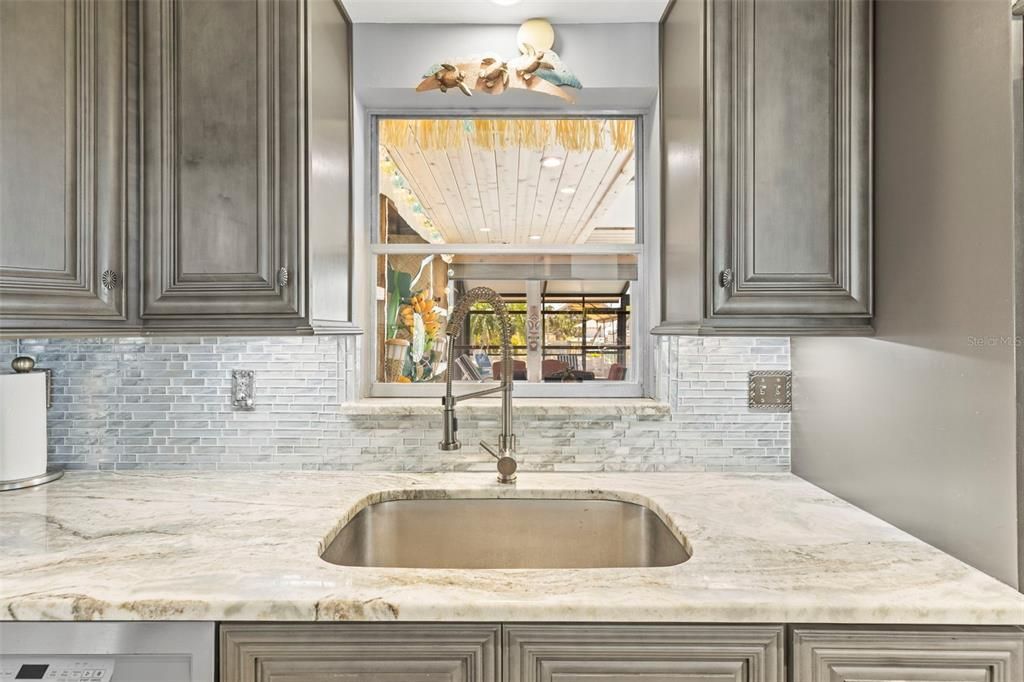 For Sale: $449,900 (3 beds, 2 baths, 1356 Square Feet)