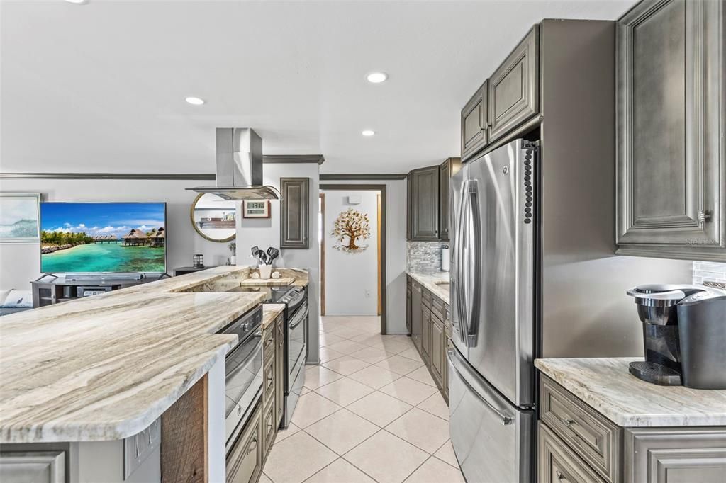 For Sale: $449,900 (3 beds, 2 baths, 1356 Square Feet)