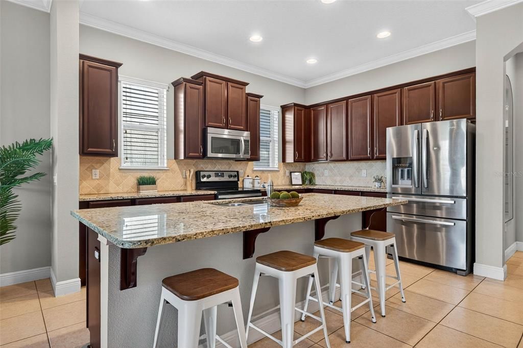 На продажу: $485,000 (4 спален, 3 ванн, 2290 Квадратных фут)