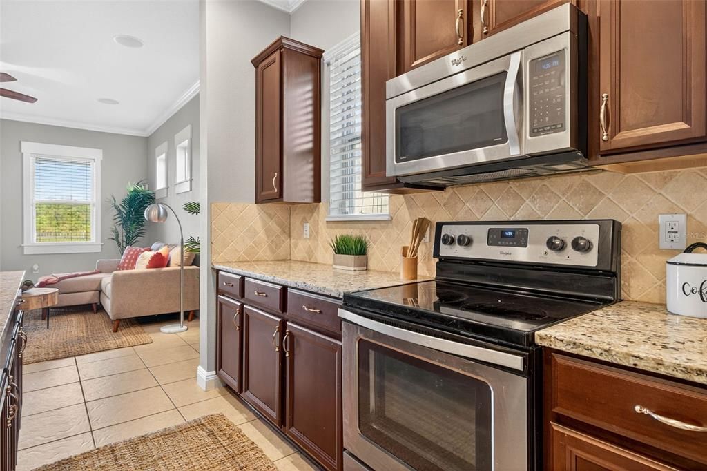 На продажу: $485,000 (4 спален, 3 ванн, 2290 Квадратных фут)