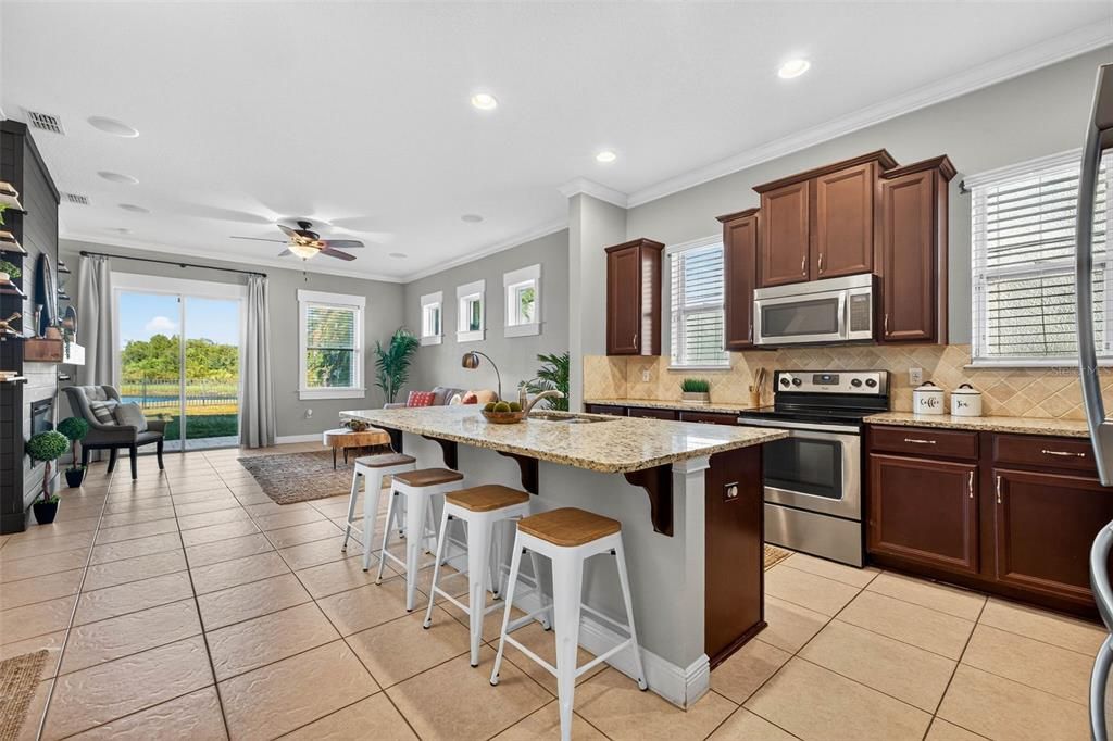 На продажу: $485,000 (4 спален, 3 ванн, 2290 Квадратных фут)