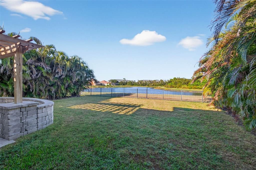 На продажу: $485,000 (4 спален, 3 ванн, 2290 Квадратных фут)