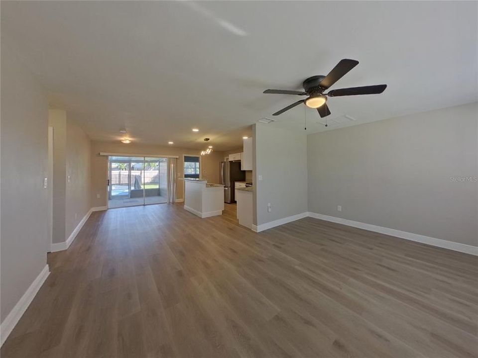 出租: $2,839 (3 贝兹, 2 浴室, 1498 平方英尺)