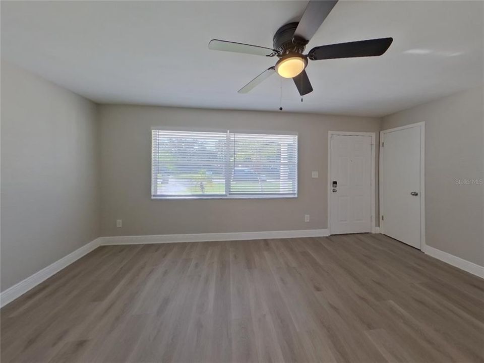 出租: $2,839 (3 贝兹, 2 浴室, 1498 平方英尺)