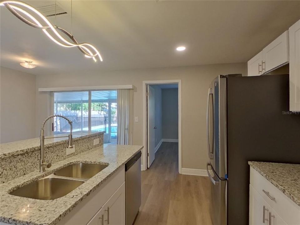 出租: $2,839 (3 贝兹, 2 浴室, 1498 平方英尺)