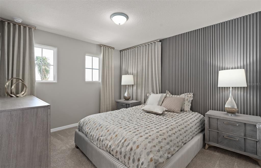 Под контрактом: $749,870 (5 спален, 5 ванн, 2611 Квадратных фут)