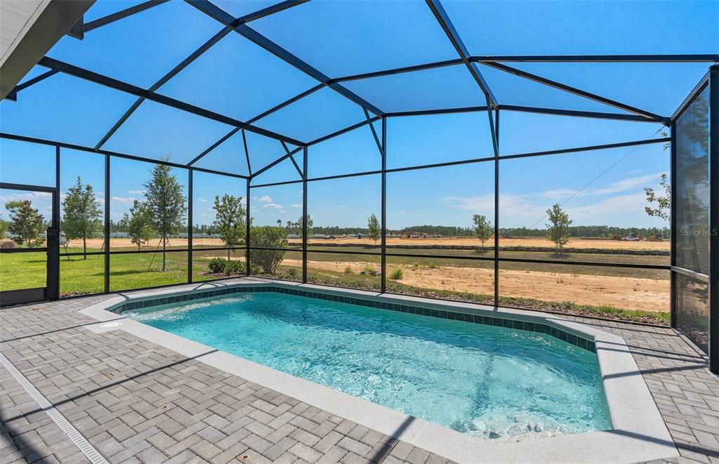 Под контрактом: $749,870 (5 спален, 5 ванн, 2611 Квадратных фут)