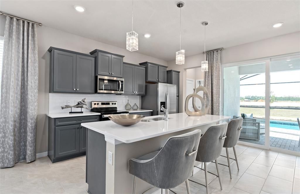 Под контрактом: $749,870 (5 спален, 5 ванн, 2611 Квадратных фут)