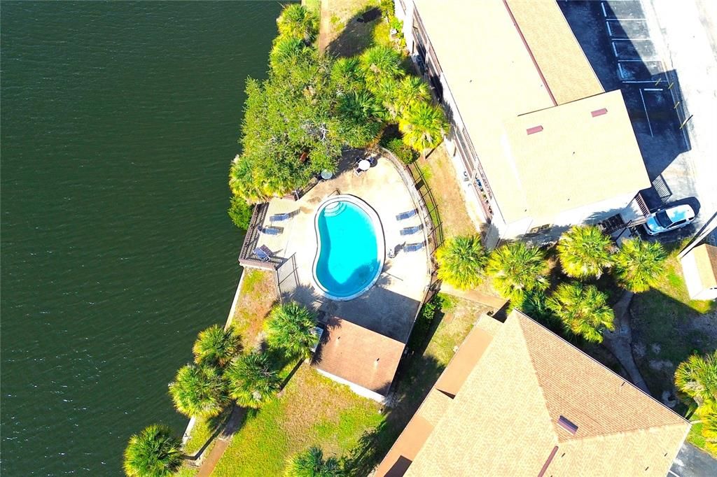 For Sale: $145,000 (2 beds, 2 baths, 1068 Square Feet)