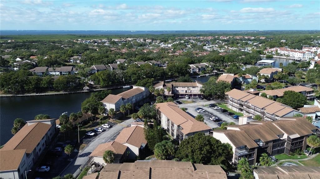 For Sale: $145,000 (2 beds, 2 baths, 1068 Square Feet)