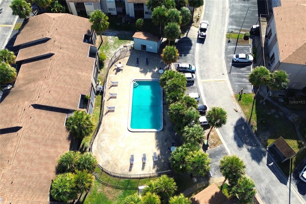 For Sale: $145,000 (2 beds, 2 baths, 1068 Square Feet)